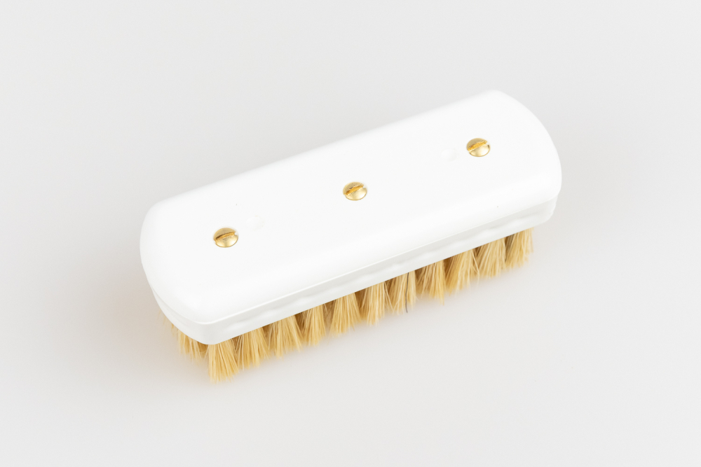 Handbürste medium Kunstoffkörper