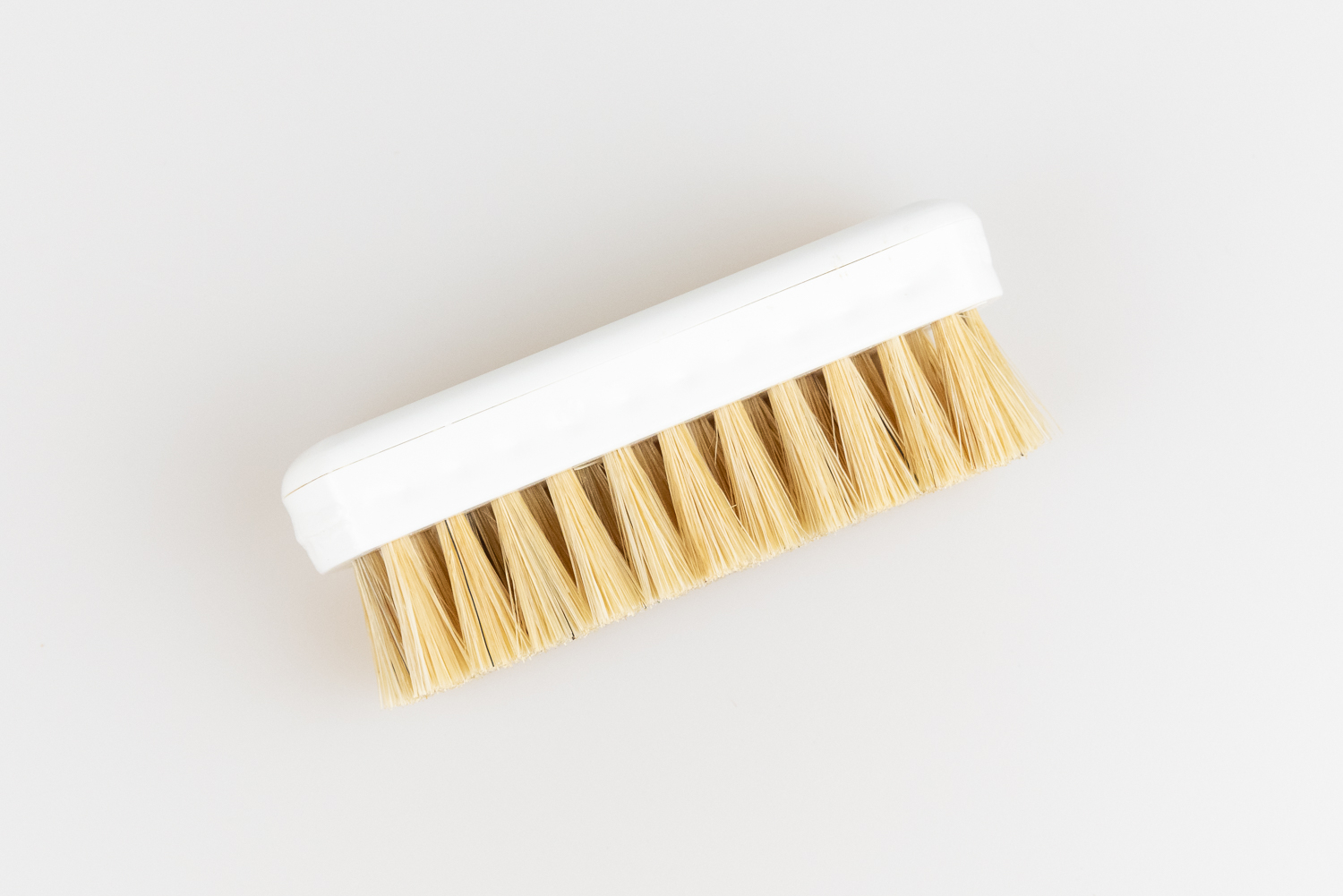 Handbürste medium Kunstoffkörper